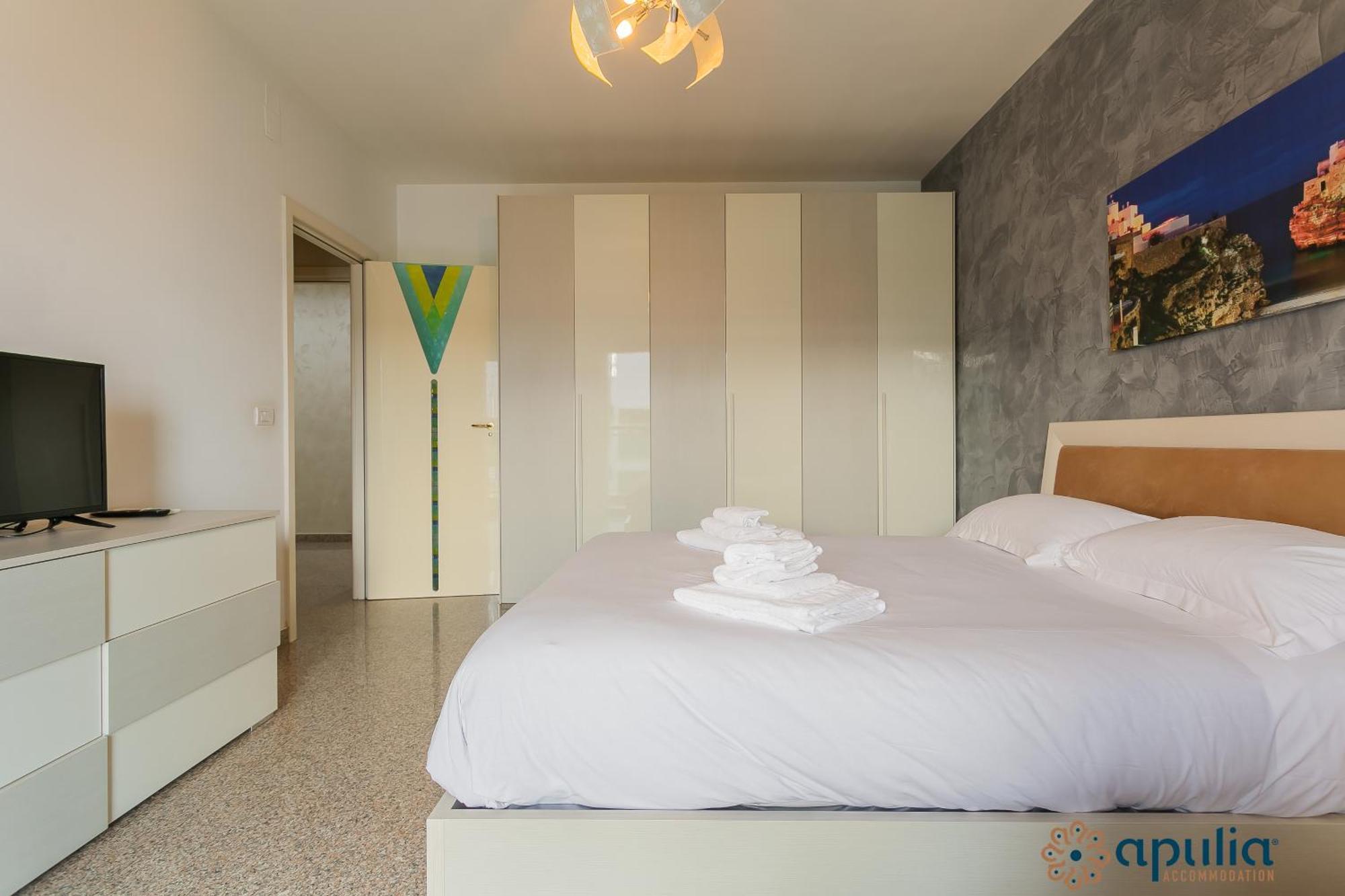 Fronte Mare By Apulia Accommodation Bari Exterior foto